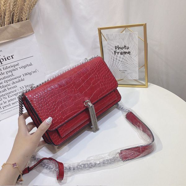 ts silver letter кисточки цепи crossbody сумка женщины дамы мешок плеча способа вскользь черный белый красный сумки кошельки tsysbb567
ts silver letter кисточки цепи crossbody сумка женщины дамы мешок плеча способа вскользь черный белый красный сумки кошельки tsysbb567
