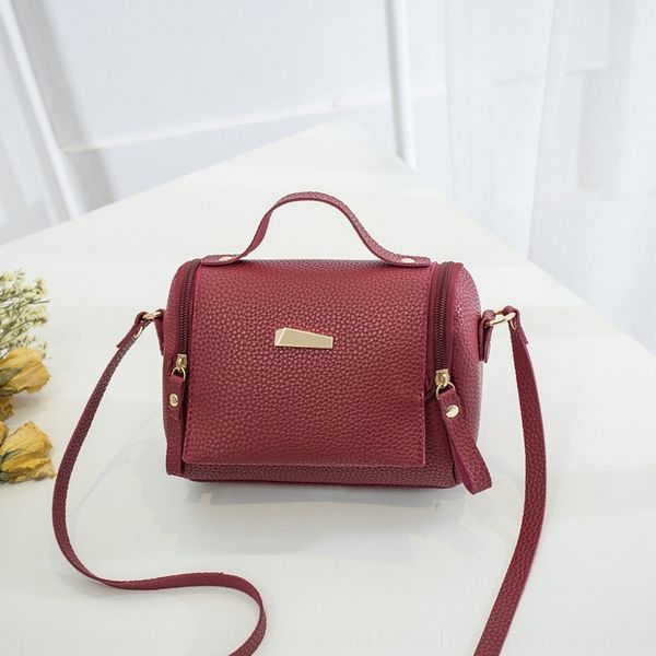 korean style litchi pattern portable pocket 2019 summer new messenger shoulder mobile phone bag pillow type mobile phone bag
korean style litchi pattern portable pocket 2019 summer new messenger shoulder mobile phone bag pillow type mobile phone bag
