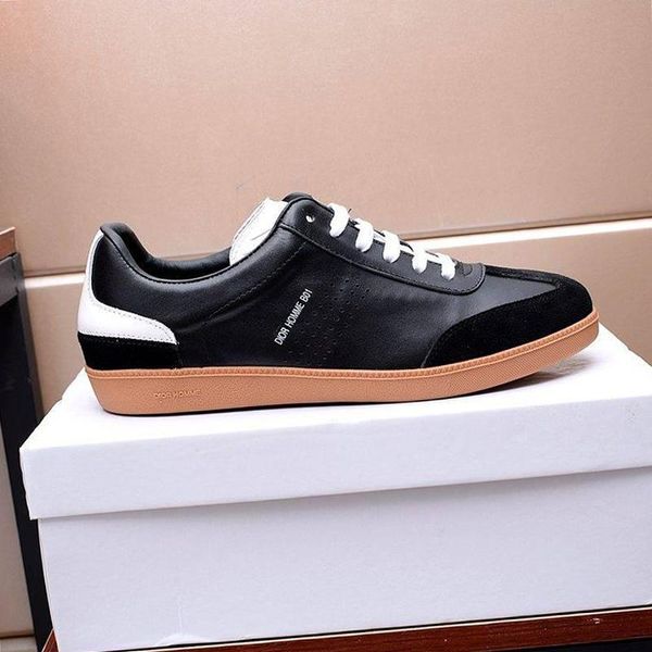 fashion classic men 's shoes fast delivery calfskin sneaker b01 logo low lightweight style vintage lace -up casual men shoes manne
fashion classic men 's shoes fast delivery calfskin sneaker b01 logo low lightweight style vintage lace -up casual men shoes manne