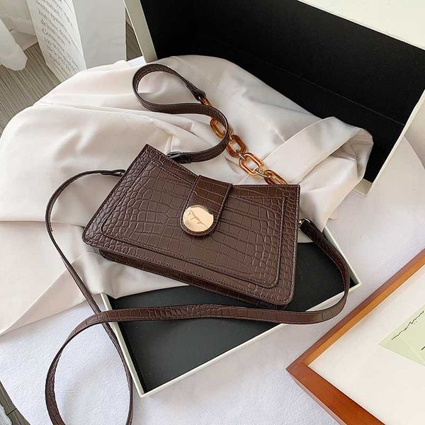 fashion design small chain solid color pu leather crossbody bags for wome shoulder handbags lady cross body bag
fashion design small chain solid color pu leather crossbody bags for wome shoulder handbags lady cross body bag