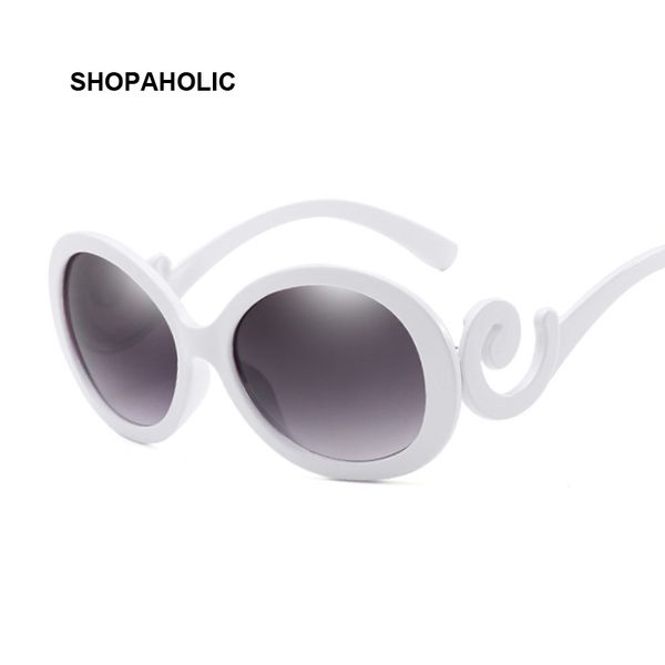 2020 new sunglasses women driving mirrors vintage for women round small sun glasses female oculos uv400, White;black
2020 new sunglasses women driving mirrors vintage for women round small sun glasses female oculos uv400, White;black