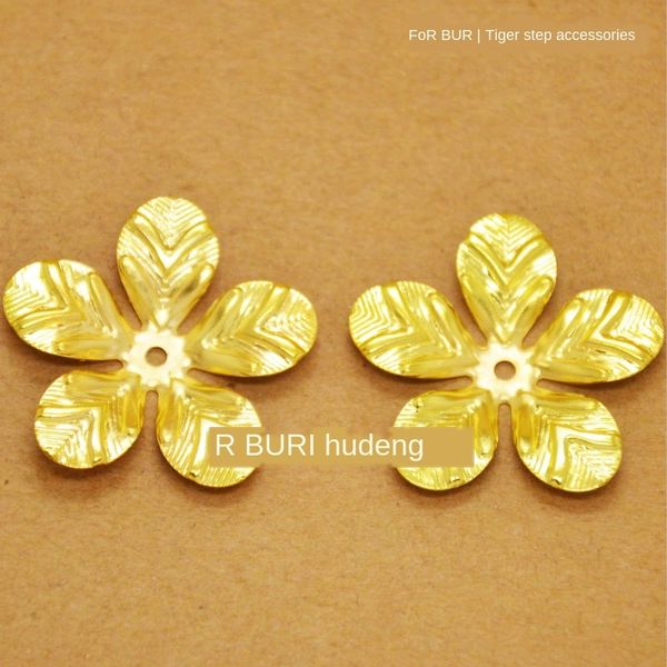 doll flower 29mm five-leaf doll iron headdress flower slice headdress crafts decorative embossed iron slice, Silver
doll flower 29mm five-leaf doll iron headdress flower slice headdress crafts decorative embossed iron slice, Silver