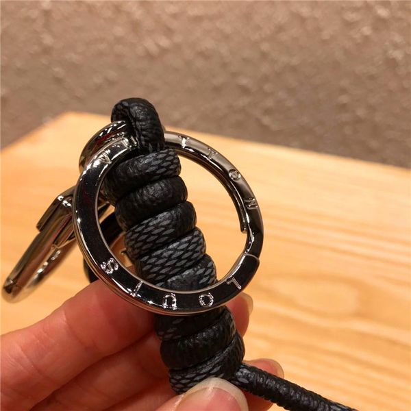 2020 fashion european-american style key chain and leather business car key chain, to create brand key chain accessories for men's gift, Silver
2020 fashion european-american style key chain and leather business car key chain, to create brand key chain accessories for men's gift, Silver