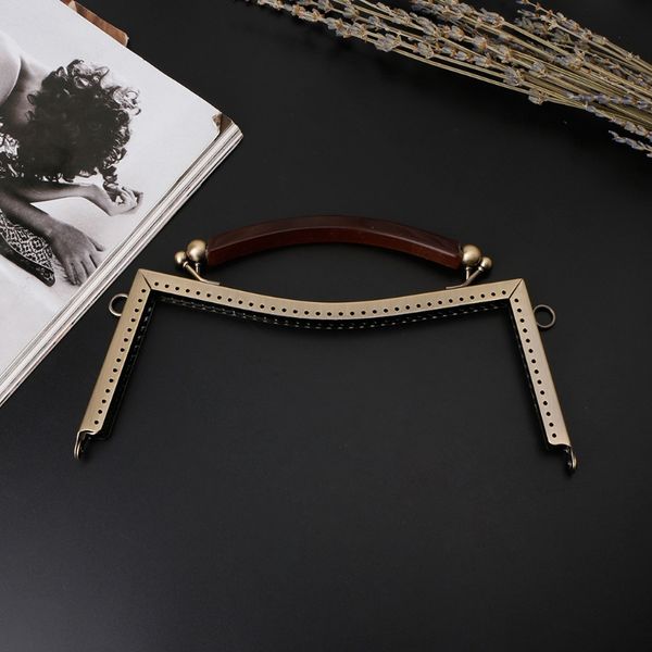 gold color metal purse frame handle bag hanger with acrylic clasp wholease bag accessories purse handle strap frame, Black
gold color metal purse frame handle bag hanger with acrylic clasp wholease bag accessories purse handle strap frame, Black