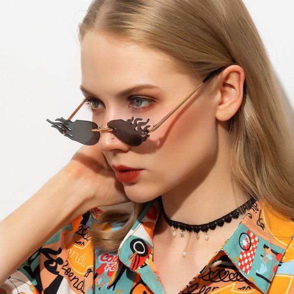 2020 new fashion rimless fire flame sunglasses women men vintage steampunk sun glasses colorful small shades uv400, White;black
2020 new fashion rimless fire flame sunglasses women men vintage steampunk sun glasses colorful small shades uv400, White;black