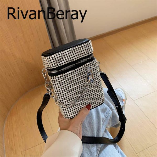 роскошные цепи bucket bag алмазы crossbody сумки для женщин designer 2020 лето pu кожи плеча сумки телефон кошелек 
роскошные цепи bucket bag алмазы crossbody сумки для женщин designer 2020 лето pu кожи плеча сумки телефон кошелек