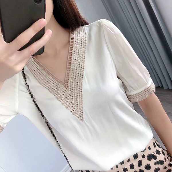 elfstyle ladies v neck embroidery patchwork short sleeve tees - women silk t-shirt, White
elfstyle ladies v neck embroidery patchwork short sleeve tees - women silk t-shirt, White