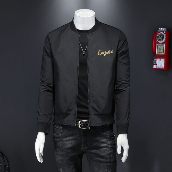 2020 new back embroidered jacket men spring and autumn thin slim-fit jacket baseball collar fashion youth personality gown trend, Black;brown
2020 new back embroidered jacket men spring and autumn thin slim-fit jacket baseball collar fashion youth personality gown trend, Black;brown