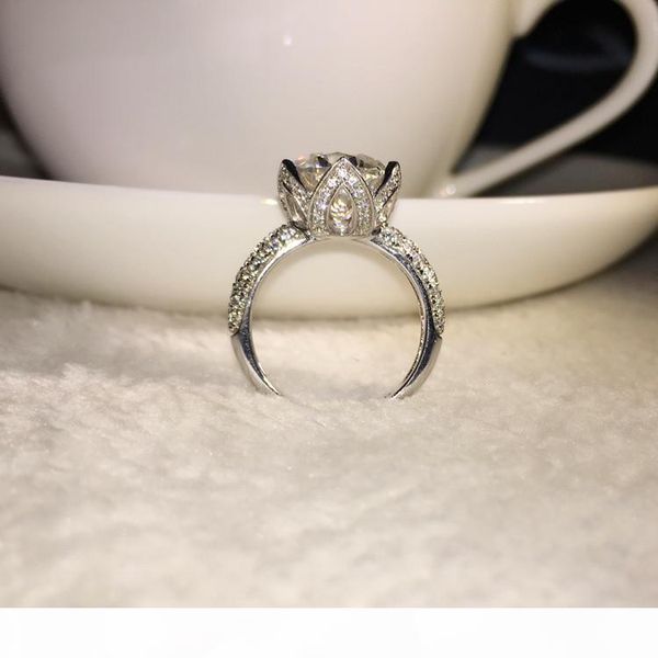 women crown set ring 925 sterling silver 4ct diamond cz wedding finger band rings for women, Slivery;golden
women crown set ring 925 sterling silver 4ct diamond cz wedding finger band rings for women, Slivery;golden