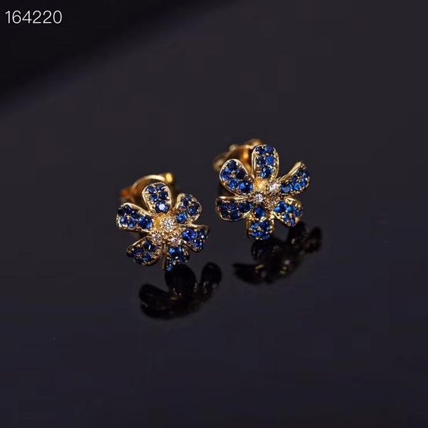 2020 New European and American fashion horse eye drilling stud luxury customized sub-gold with S925 silver needle tassel earrings
2020 New European and American fashion horse eye drilling stud luxury customized sub-gold with S925 silver needle tassel earrings