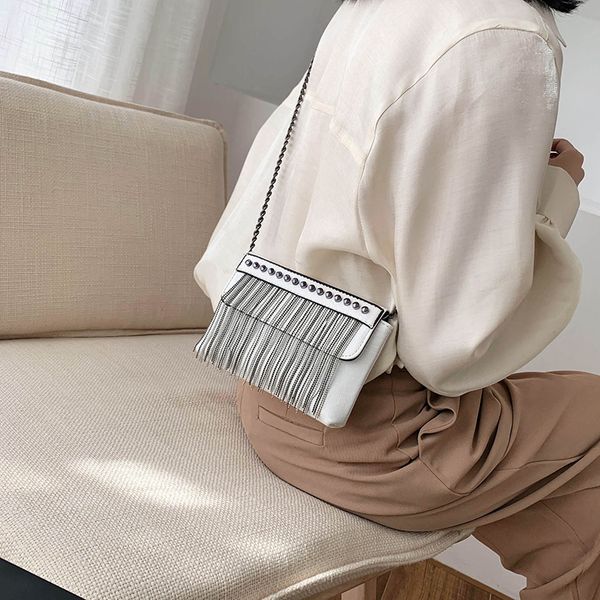 ins super fire mini bag women's bag new 2020 fashion summer all-match shoulder cool western style chain messenger
ins super fire mini bag women's bag new 2020 fashion summer all-match shoulder cool western style chain messenger