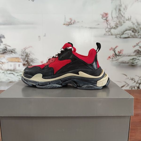 2020zy designer designs new leisure and entertainment hiking shoes, outdoor jungle adventure shoes, original packaging and box delivery, Black
2020zy designer designs new leisure and entertainment hiking shoes, outdoor jungle adventure shoes, original packaging and box delivery, Black