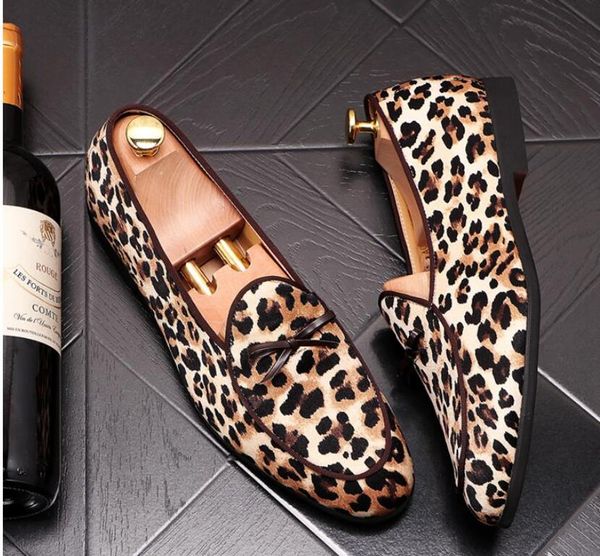 2020 luxury men leather shoes fashion fringed leopard loafers men slip-on party casual shoes large size 38-44 dropshipping, Black
2020 luxury men leather shoes fashion fringed leopard loafers men slip-on party casual shoes large size 38-44 dropshipping, Black