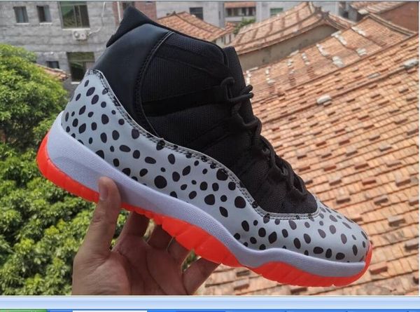2020 new men 11s outdoor shoes high black grey orange with black spots leather comfortable trainer sneaker size 40 -47
2020 new men 11s outdoor shoes high black grey orange with black spots leather comfortable trainer sneaker size 40 -47