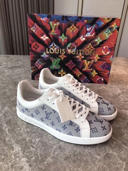 2020zy new men's trend wild casual shoes hiking shoes outdoor adventure sports jogging shoes original packaging box fast delivery, Black
2020zy new men's trend wild casual shoes hiking shoes outdoor adventure sports jogging shoes original packaging box fast delivery, Black