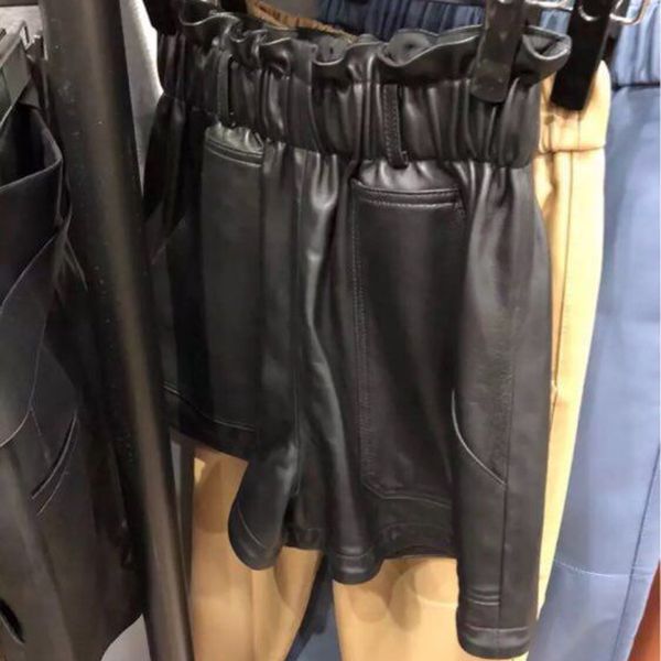 2020 fashion clothing new genuine leather shorts women elastic waist booty mini short feminino black pocket calzones mujer, White;black
2020 fashion clothing new genuine leather shorts women elastic waist booty mini short feminino black pocket calzones mujer, White;black