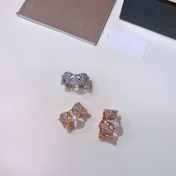 fashion high end perfect quality women's ring pop star party wear piece dance party fan ring twinkle brands internati, Golden;silver
fashion high end perfect quality women's ring pop star party wear piece dance party fan ring twinkle brands internati, Golden;silver