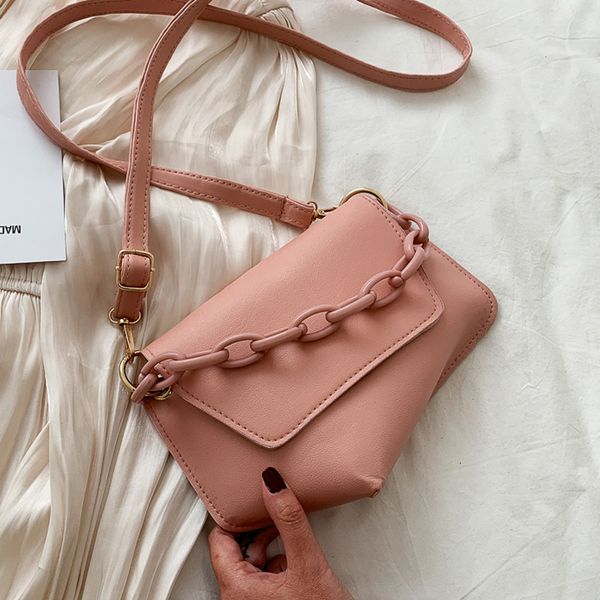 irregular shape pu leather crossbody bags for women 2020 chain fashion shoulder messenger bag lady simple travel bag
irregular shape pu leather crossbody bags for women 2020 chain fashion shoulder messenger bag lady simple travel bag
