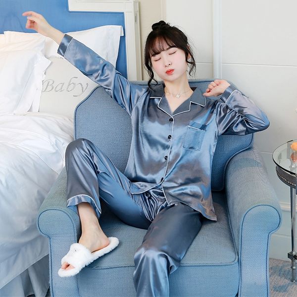 imitation and pajamas women's autumn long sleeve ice silk two-piece suit korean casual cardigan silk pajamas can be worn outside home, Blue;red
imitation and pajamas women's autumn long sleeve ice silk two-piece suit korean casual cardigan silk pajamas can be worn outside home, Blue;red