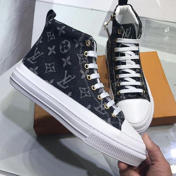 fashion mens shoes luxury sneakers breathable running outdoor footwears with original box fashion boots high style chaussures pour homme
fashion mens shoes luxury sneakers breathable running outdoor footwears with original box fashion boots high style chaussures pour homme