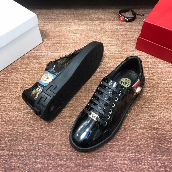 2021-2020e luxury design leather print low -lace -up casual men 's shoes ,fashionable wild outdoor sports shoes ,size :38 -45, Black
2021-2020e luxury design leather print low -lace -up casual men 's shoes ,fashionable wild outdoor sports shoes ,size :38 -45, Black