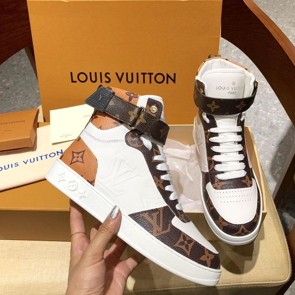 2020 couple shoes fashion luxury mens leather casual sport shoes,personality wild high mens casual shoes size 35-46 00517, Black
2020 couple shoes fashion luxury mens leather casual sport shoes,personality wild high mens casual shoes size 35-46 00517, Black