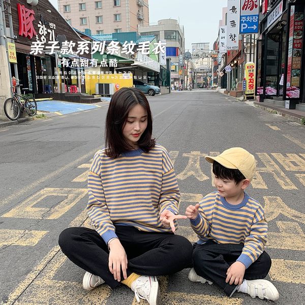 korean style children's autumn new boys' striped parent-child clothing sweater korean style girls' sweater, Blue
korean style children's autumn new boys' striped parent-child clothing sweater korean style girls' sweater, Blue