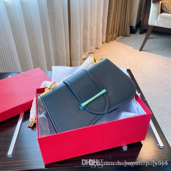 женщины из натуральной кожи дизайнер мешок плеча способа женщин crossbody мешка конструктора тавра сумки сумка
женщины из натуральной кожи дизайнер мешок плеча способа женщин crossbody мешка конструктора тавра сумки сумка