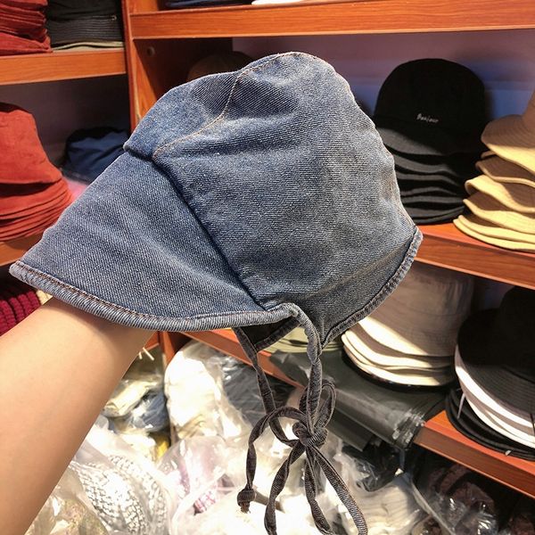 blmu8 designer's early autumn new online celebrity lolita female straps do old washed cowboy fisherman bucket bucket hat shoulder strap, Blue;gray
blmu8 designer's early autumn new online celebrity lolita female straps do old washed cowboy fisherman bucket bucket hat shoulder strap, Blue;gray