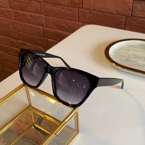 2020 new b4382 women square butterfly gradient sunglasses uv400 57-19-145 fashion plaid plank frame designer fullset case the high quality
2020 new b4382 women square butterfly gradient sunglasses uv400 57-19-145 fashion plaid plank frame designer fullset case the high quality
