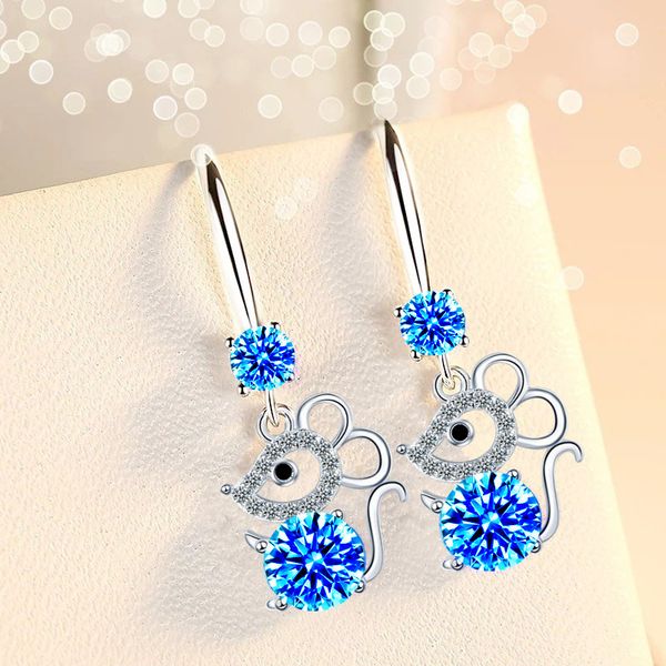 этнический форма стиль 3colors мышь животных подвеска серьги мотаться hollow fringe eardrop шарма уха увлеченные женщин серьги ювелирные под, Silver
этнический форма стиль 3colors мышь животных подвеска серьги мотаться hollow fringe eardrop шарма уха увлеченные женщин серьги ювелирные под, Silver