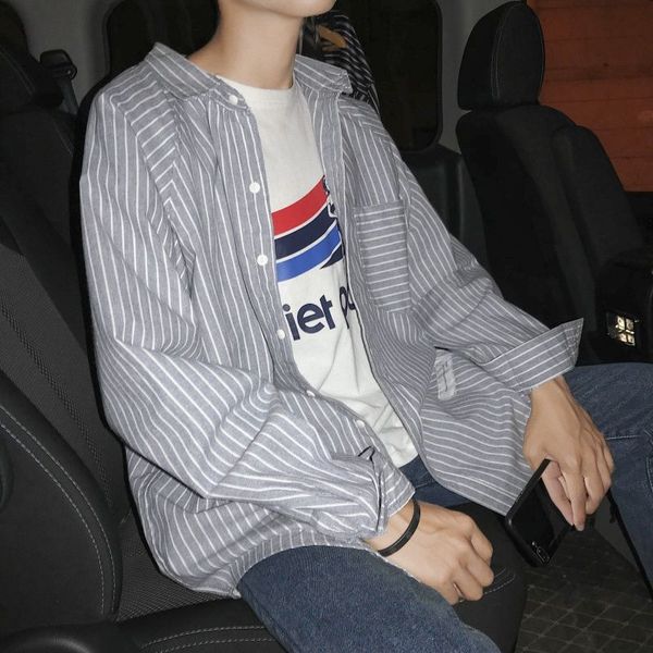 men's long-sleeved shirt 2020 autumn and winter new handsome striped long-sleeved shirt young personality fashion trend men's, White;black
men's long-sleeved shirt 2020 autumn and winter new handsome striped long-sleeved shirt young personality fashion trend men's, White;black