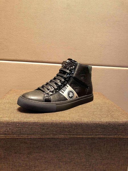 2020f autumn and winter limited edition trend men's shoes high-casual shoes, high-end fashion wild sports shoes, original box deliv
2020f autumn and winter limited edition trend men's shoes high-casual shoes, high-end fashion wild sports shoes, original box deliv