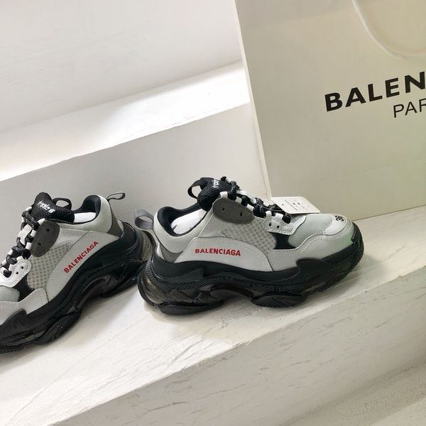 2020 new db triple s clear sole sneakers couple cushioned casual shoes luxury designer thick-soled breathable sneakers
2020 new db triple s clear sole sneakers couple cushioned casual shoes luxury designer thick-soled breathable sneakers