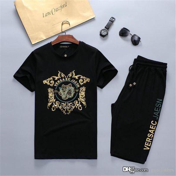 20ss mens designer tracksuits men casual printed alphabet tracksuits set luxury tracksuit jacket sets medusa shorts pour hommes luxury, Gray
20ss mens designer tracksuits men casual printed alphabet tracksuits set luxury tracksuit jacket sets medusa shorts pour hommes luxury, Gray