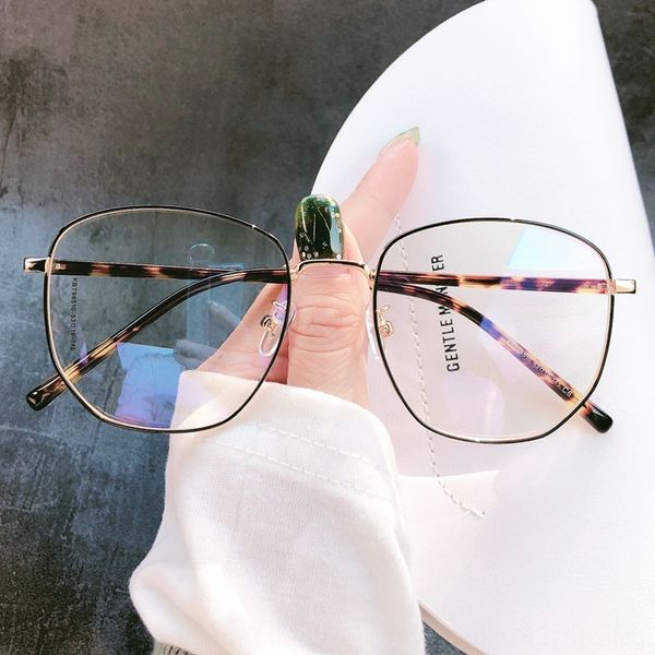 web celebrity myopia metal polygon glasses frame myopia glasses frame 98510, Silver
web celebrity myopia metal polygon glasses frame myopia glasses frame 98510, Silver