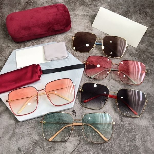 g sun female family ni ni star sunglasses female 2019 new big frame small bee tide ultra light sun glasses gg0443, White;black
g sun female family ni ni star sunglasses female 2019 new big frame small bee tide ultra light sun glasses gg0443, White;black