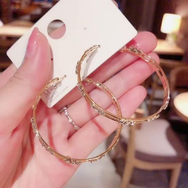 gold big hoop women's bling bling earring fashion trendy simple delicate round dangle earrings egirl rhinestone jewelry gift, Silver
gold big hoop women's bling bling earring fashion trendy simple delicate round dangle earrings egirl rhinestone jewelry gift, Silver