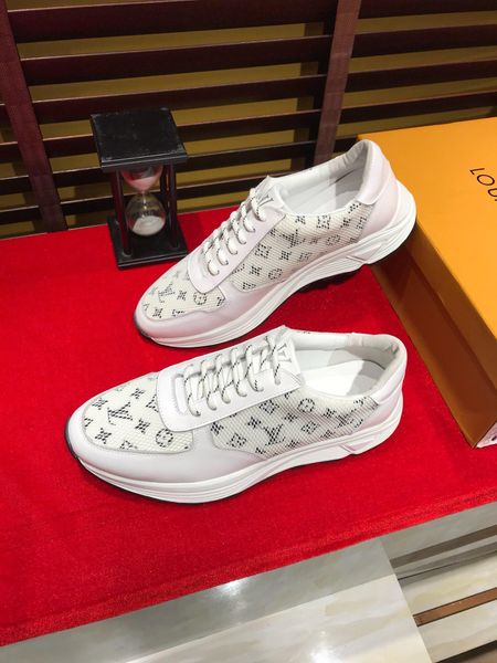 2020i limited edition leather men's outdoor casual shoes large size fashion wild lace up sneakers low-comfortable breathable tide s, Black
2020i limited edition leather men's outdoor casual shoes large size fashion wild lace up sneakers low-comfortable breathable tide s, Black