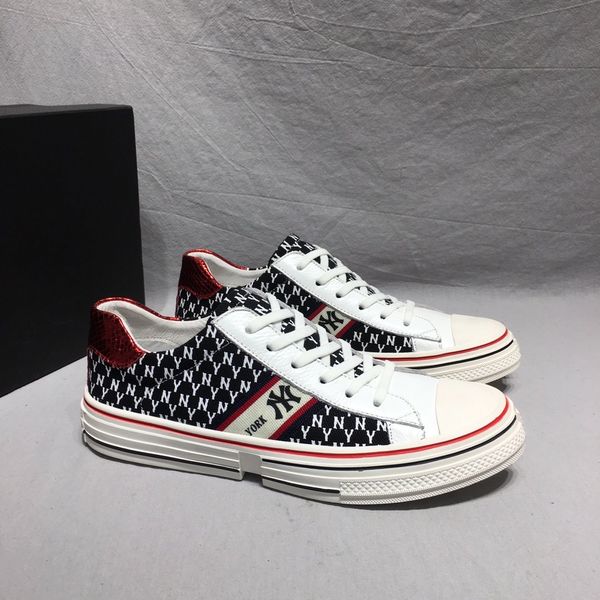 2020 g2 leather lace-up fashion casual mens luxury designer shoes classic flat shoes mens sneakers original box, Black
2020 g2 leather lace-up fashion casual mens luxury designer shoes classic flat shoes mens sneakers original box, Black