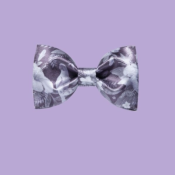 brand new fashion bow tie for men grey forest parrot print bowties groom prom wedding party neck ties, Black;gray
brand new fashion bow tie for men grey forest parrot print bowties groom prom wedding party neck ties, Black;gray