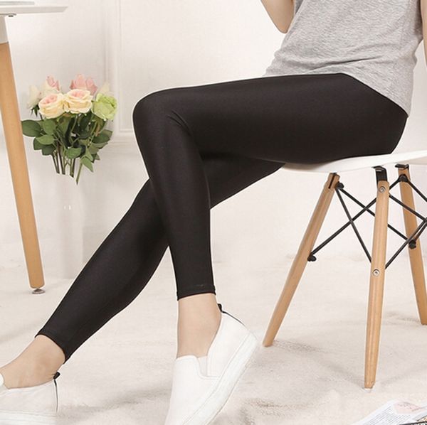summer women's nylon fabric non-pilling hook-proof glossy women's leggings tight pants trousers and trousers ankle-length pants, Black
summer women's nylon fabric non-pilling hook-proof glossy women's leggings tight pants trousers and trousers ankle-length pants, Black