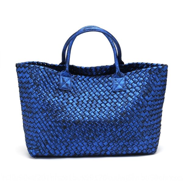 fashion women's commuting serpentine embossed electric light color handmade shopping all-match shopping hand handbag new hand bag, White
fashion women's commuting serpentine embossed electric light color handmade shopping all-match shopping hand handbag new hand bag, White