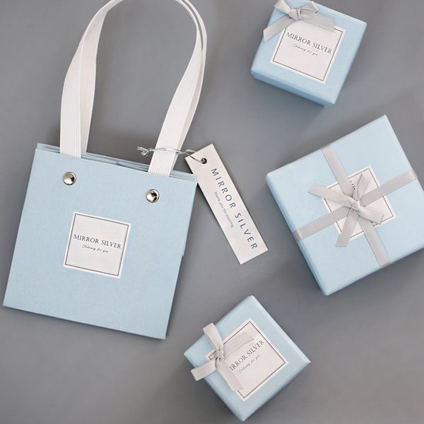 hand gift bag small flower adhesive jewelry box earring gift bag kraft paper kraft paper ring necklace, Silver
hand gift bag small flower adhesive jewelry box earring gift bag kraft paper kraft paper ring necklace, Silver