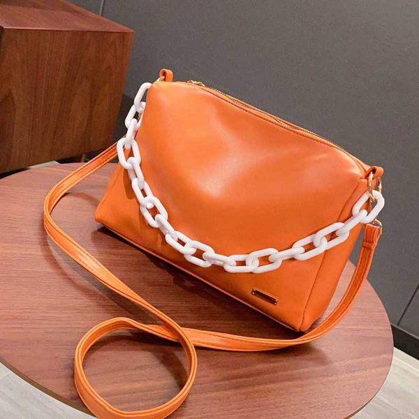 new french design fashion chain pillow bag handbag & elegant candy color shoulder bag crossbody width 28cm height 18cm
new french design fashion chain pillow bag handbag & elegant candy color shoulder bag crossbody width 28cm height 18cm