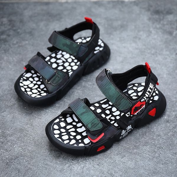 uwact boys' 2020 sandals children shoes new medium and large children's soft bottom anti-skid boys' sandals children's f, Black;red
uwact boys' 2020 sandals children shoes new medium and large children's soft bottom anti-skid boys' sandals children's f, Black;red