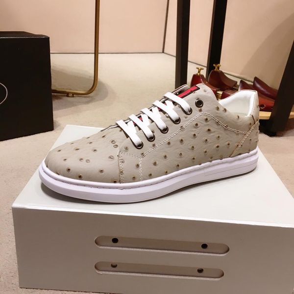 2020-2019ss leather men's casual shoes, fashion sports shoes, original packaging shoe box delivery, yardage: 38-44
2020-2019ss leather men's casual shoes, fashion sports shoes, original packaging shoe box delivery, yardage: 38-44