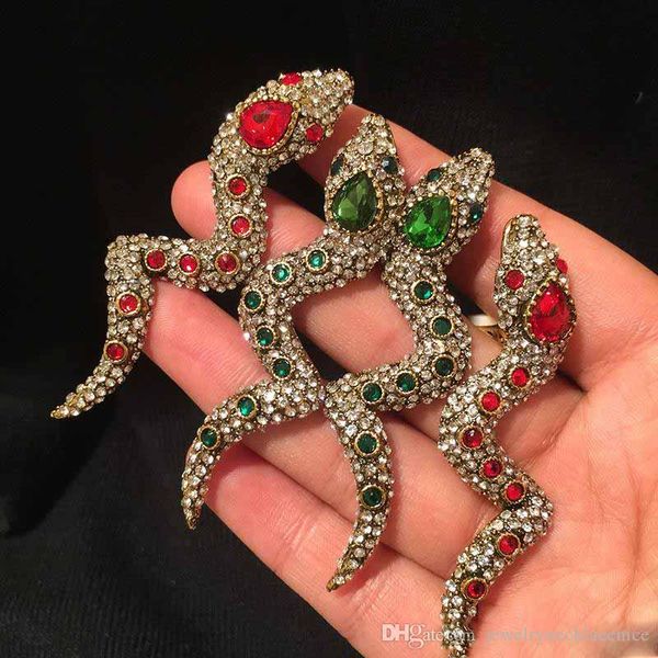 popular trendy women earrings gold plated full cz snake earrigns for girls women for party wedding nice gift for friends, Golden;silver
popular trendy women earrings gold plated full cz snake earrigns for girls women for party wedding nice gift for friends, Golden;silver