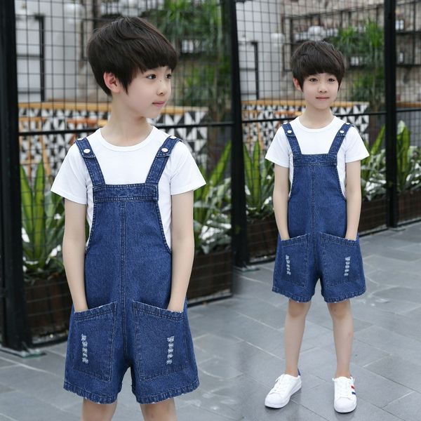 children's t-shirt clothing clothing suit 2020 new boys' casual summer men's short-sleeved t-shirt big pocket pants two-piece
children's t-shirt clothing clothing suit 2020 new boys' casual summer men's short-sleeved t-shirt big pocket pants two-piece