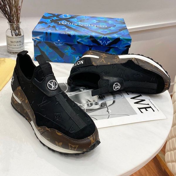 убежать sneaker известная марка обуви класса люкс женская повседневная обувь новые прибытия высокого качества женщин способа кроссовки дышащ, Black
убежать sneaker известная марка обуви класса люкс женская повседневная обувь новые прибытия высокого качества женщин способа кроссовки дышащ, Black